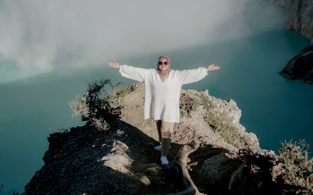 Paket Murah (H) Kawah Ijen – Air Terjun Kalipait